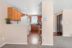 7302 Belle Plain Dr, Dayton, OH 45424 - Photo 5