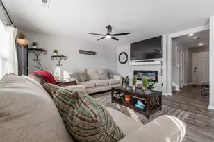 395 Jameson Ln, Newark, OH 43055 - Photo 7