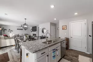 395 Jameson Ln, Newark, OH 43055 - Photo 17