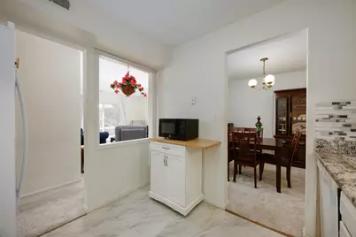 5275 Portland Street #202, Columbus, OH 43235 - Photo 9