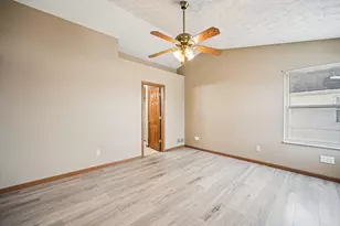 1088 Amherst Blvd, London, OH 43140 - Photo 17