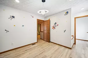 1088 Amherst Blvd, London, OH 43140 - Photo 25