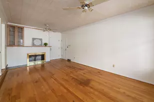 955 Amberly Pl, Columbus, OH 43220 - Photo 15