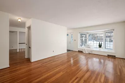 955 Amberly Place, Columbus, OH 43220 - Photo 7