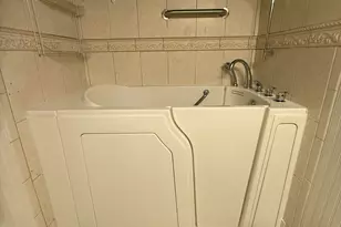 2648 Valleyview Dr, Columbus, OH 43204 - Photo 15