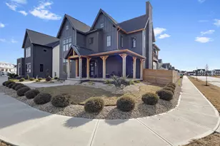 5376 Maple Dr, Lewis Center, OH 43035 - Photo 5