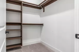 705 Civitas Ave, Columbus, OH 43215 - Photo 25