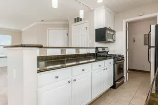 2733 Greystone Dr, Columbus, OH 43220 - Photo 15