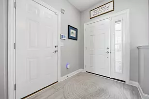 6704 Knoll View Ct, Powell, OH 43065 - Photo 9