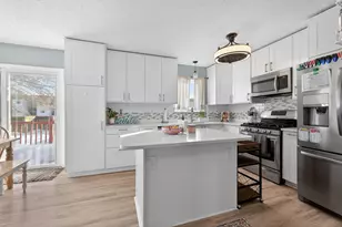 4327 Camden Passage Dr, Columbus, OH 43230 - Photo 11