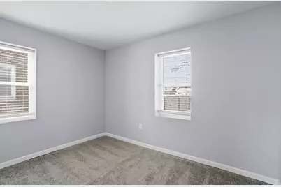 1740 Old Leonard Avenue, Columbus, OH 43219 - Photo 15