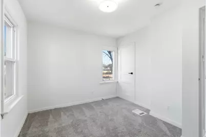 1582 Vendome Drive S, Columbus, OH 43219 - Photo 5