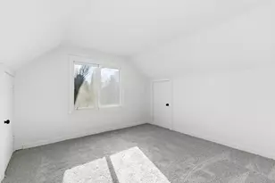 1582 Vendome Dr S, Columbus, OH 43219 - Photo 9