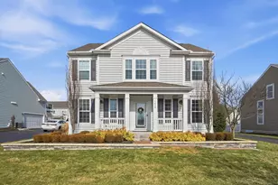 1426 Scotsman Dr, Grove City, OH 43123 - Photo 1