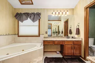 6680 Hawksnest Ct, Westerville, OH 43082 - Photo 39