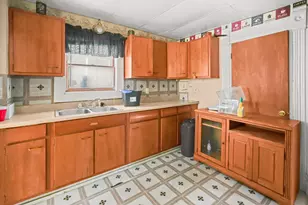 146 E 1st St, Mansfield, OH 44902 - Photo 7