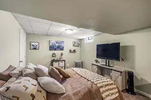 161 Chestnut Estates Dr, Commercial Point, OH 43116 - Photo 33