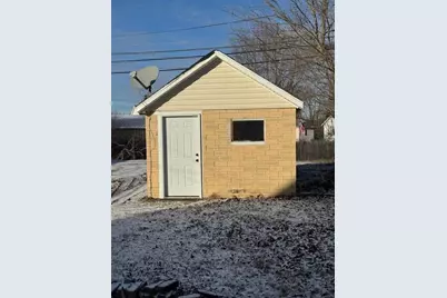 225 Eastern Avenue, New Lexington, OH 43764 - Photo 3