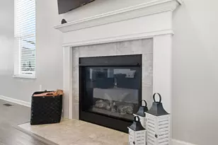 190 Rosewood Loop SW, Commercial Point, OH 43116 - Photo 9