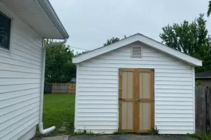 2100 Ferris Rd, Columbus, OH 43224 - Photo 19