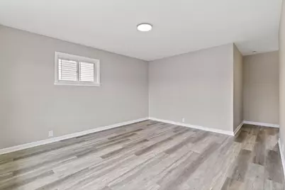 2100 Ferris Road, Columbus, OH 43224 - Photo 3