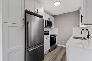 2100 Ferris Rd, Columbus, OH 43224 - Photo 7