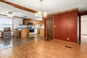 9390 Perryton Rd, Frazeysburg, OH 43822 - Photo 5