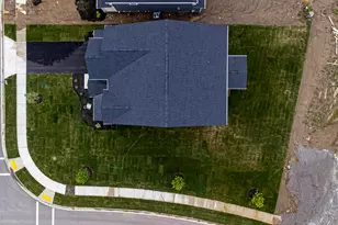 5695 Peavey St, Powell, OH 43065 - Photo 39