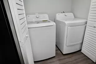 6478 Reflections Dr, Dublin, OH 43017 - Photo 17