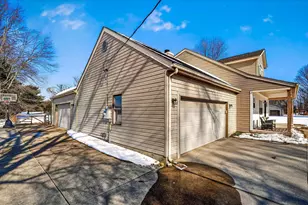 9724 Palmer Rd NW, Pataskala, OH 43062 - Photo 5