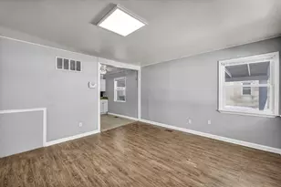 845 Exeter Rd, Columbus, OH 43213 - Photo 11