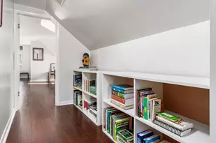 271 S Cassingham Rd, Bexley, OH 43209 - Photo 33