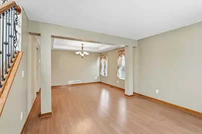 5660 Newington Drive, Hilliard, OH 43026 - Photo 5