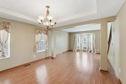 5660 Newington Drive, Hilliard, OH 43026 - Photo 7