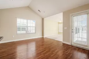 4492 Newport Loop E, Grove City, OH 43123 - Photo 5