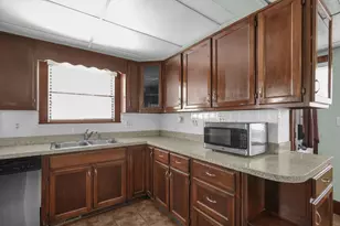 28 N Hazelwood Ave, Newark, OH 43055 - Photo 11