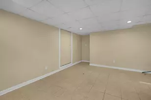 28 N Hazelwood Ave, Newark, OH 43055 - Photo 27