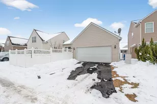 5688 Stearns Rd, Dublin, OH 43016 - Photo 39