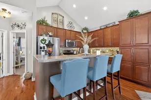 5688 Stearns Rd, Dublin, OH 43016 - Photo 7