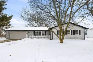 178 Poplar St, Mount Sterling, OH 43143 - Photo 1