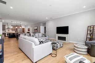 225 John H McConnell Blvd, Columbus, OH 43215 - Photo 3