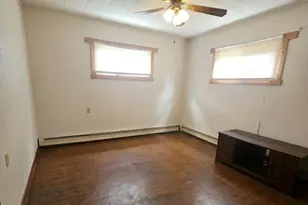 24 Leggett Ave, Chillicothe, OH 45601 - Photo 5