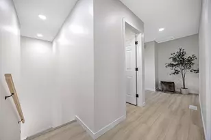 5981 Main St, Grove City, OH 43123 - Photo 25