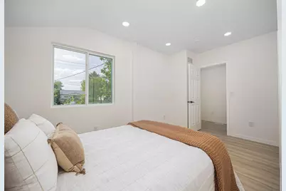 5981 Main Street, Grove City, OH 43123 - Photo 17