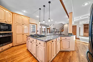 544 Grand Ridge Dr, Howard, OH 43028 - Photo 9