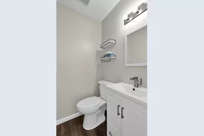 1679 Peardale Road N, Columbus, OH 43229 - Photo 11