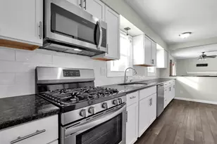 1679 Peardale Rd N, Columbus, OH 43229 - Photo 9