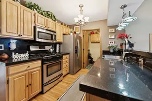 1083 Oak Bay Dr, Galloway, OH 43119 - Photo 11