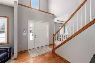 974 Wake Dr, Westerville, OH 43082 - Photo 3