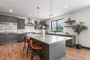 2731 Clifton Rd, Columbus, OH 43221 - Photo 5